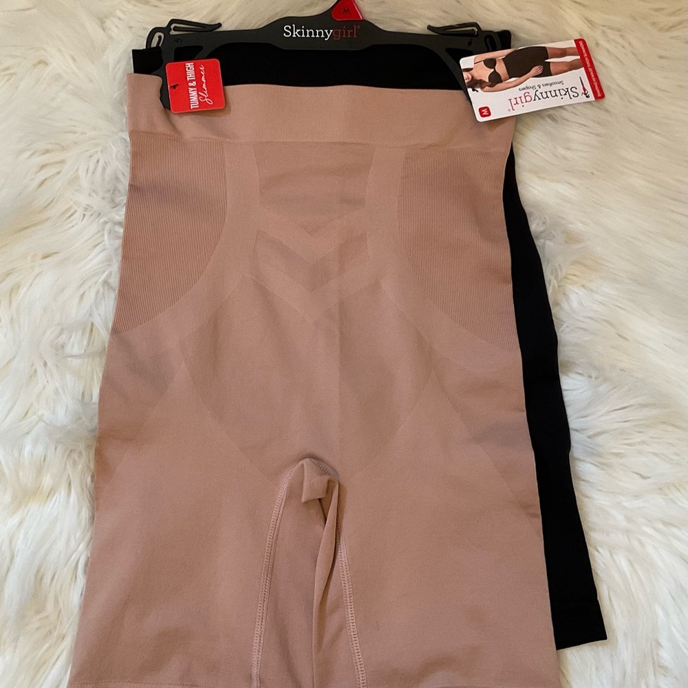Skinnygirl Shaping Hi-Waist Thigh Slimmers - NWT - Medium - Set of 2 - Picture 3 of 7